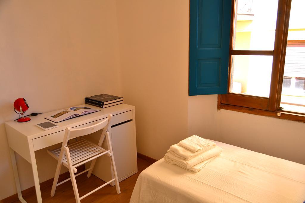 Il Bandito Re Hotel Nuoro  Bagian luar foto