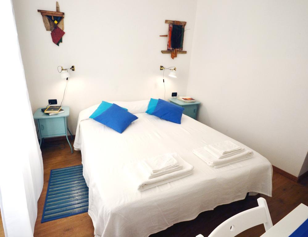 Il Bandito Re Hotel Nuoro  Bagian luar foto