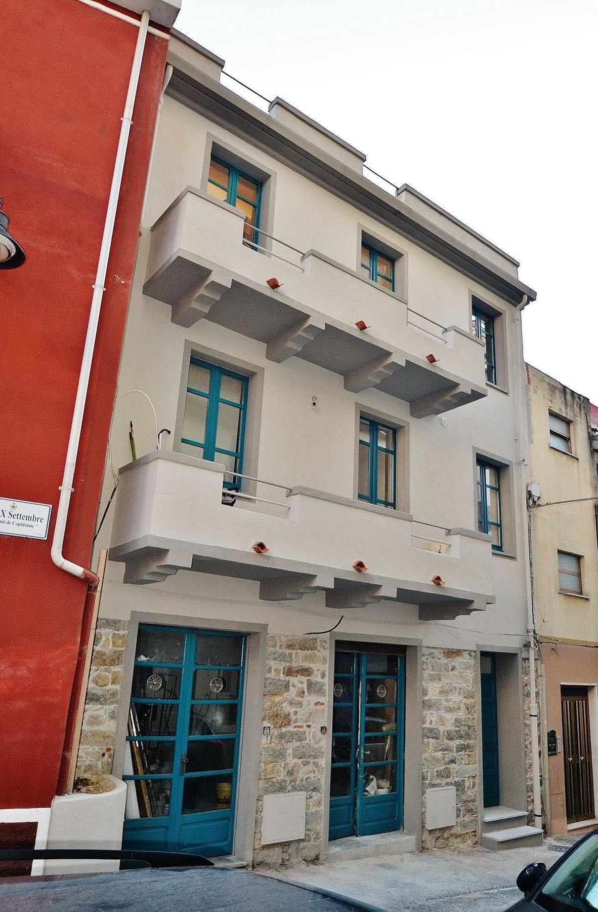 Il Bandito Re Hotel Nuoro  Bagian luar foto