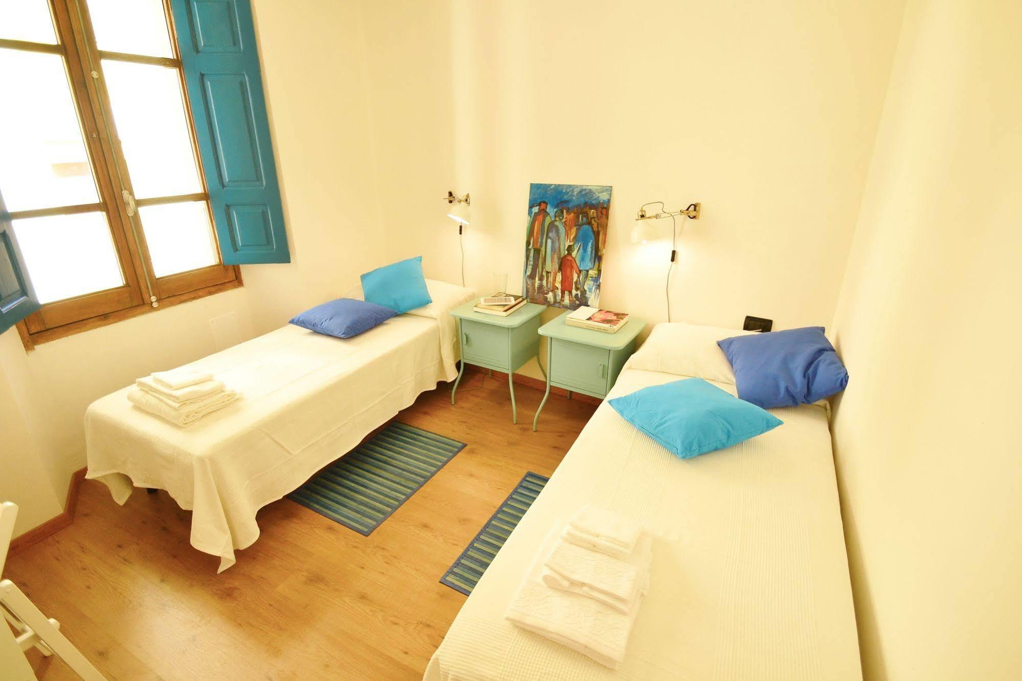 Il Bandito Re Hotel Nuoro  Bagian luar foto